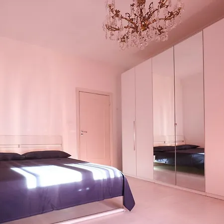 A Pochi Passi Da Principe Apartment